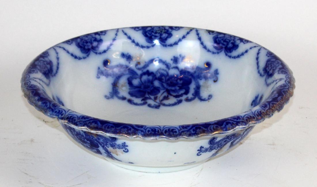 English F & Sons Flow Blue wash basin. (1 of 6)