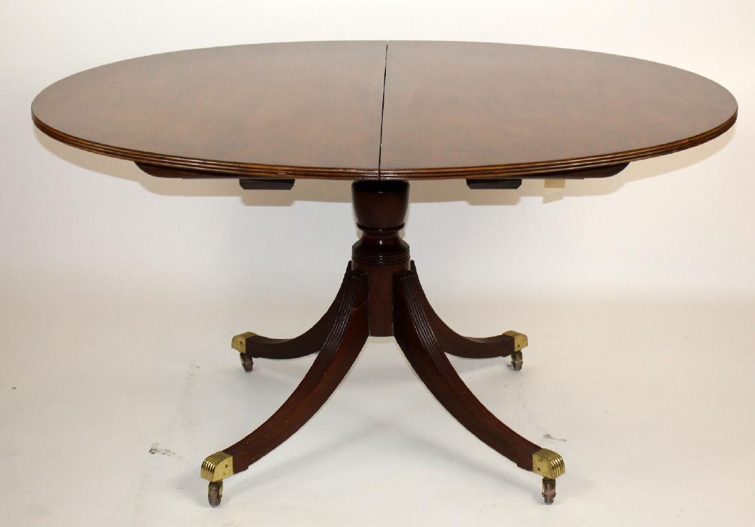 Baker pedestal dining table (1 of 6)