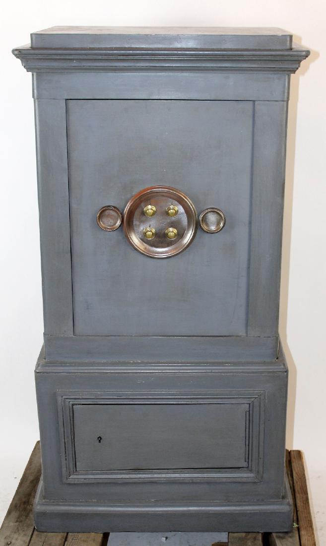 French grey painted combination floor safe (1 of 6)