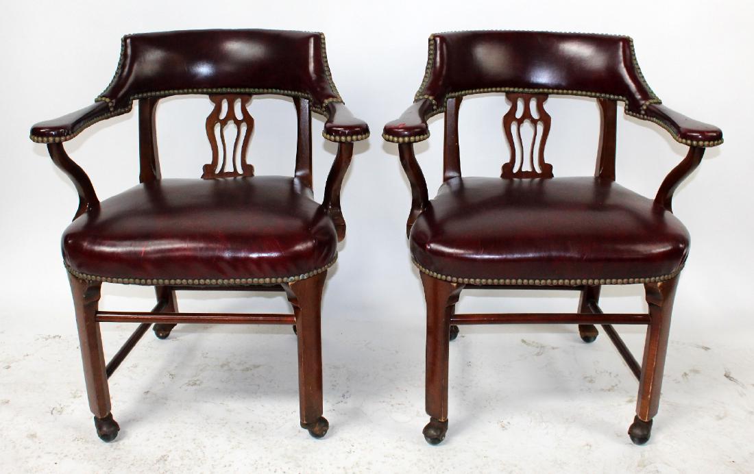 Pair of vintage red leather armchairs (1 of 5)