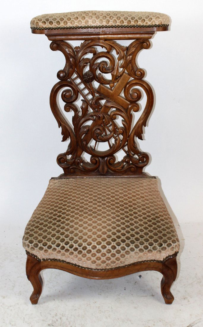 French Gothic prayer bench in walnut (1 of 5)