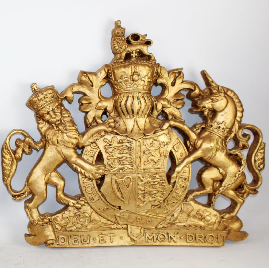 Royal crest of Great Britain gilt plaque (1 of 4)