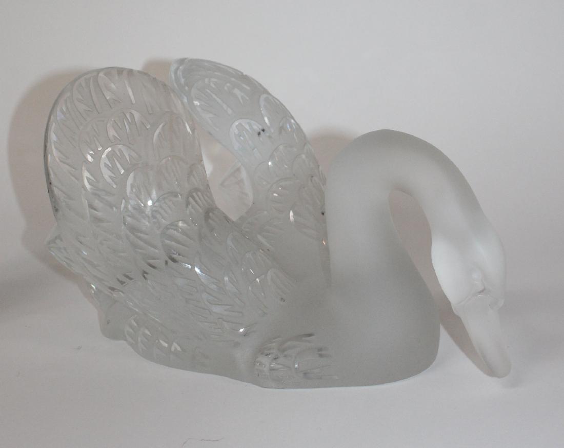 Lalique crystal swan sculpture (1 of 6)