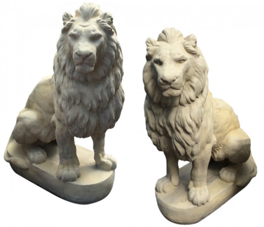 Pair of Belgian seated entry lions in cast stone (1 of 3)