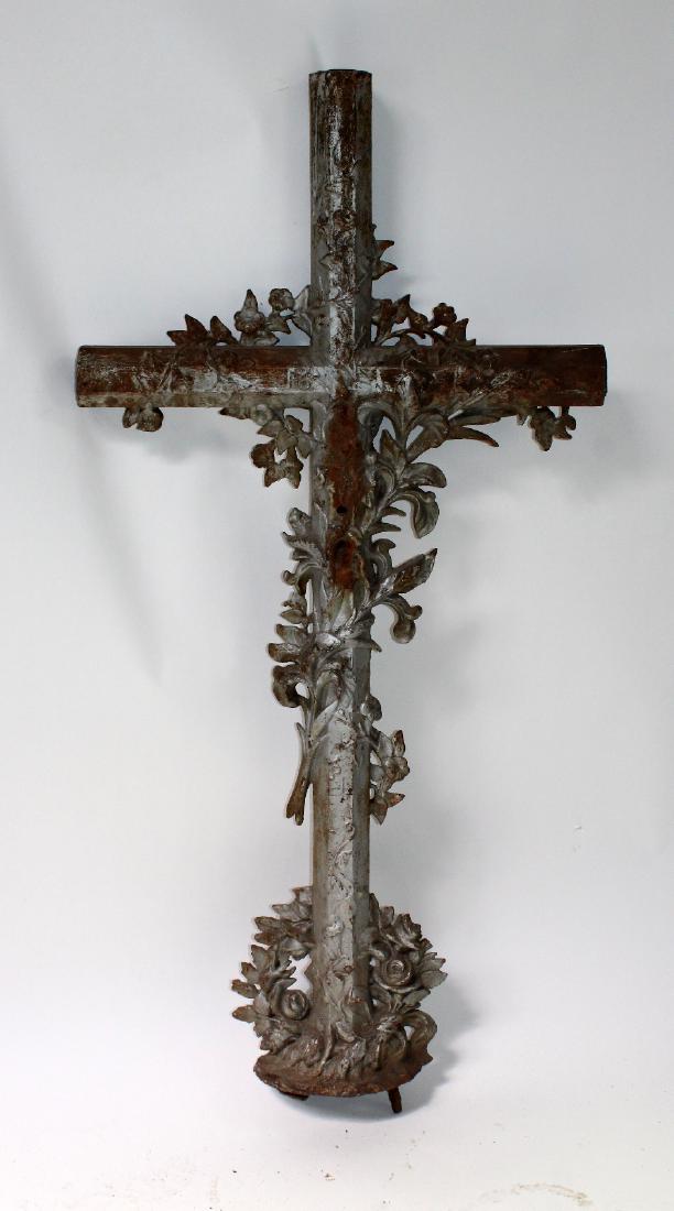 Antique iron cross with foliate decoration (1 of 4)