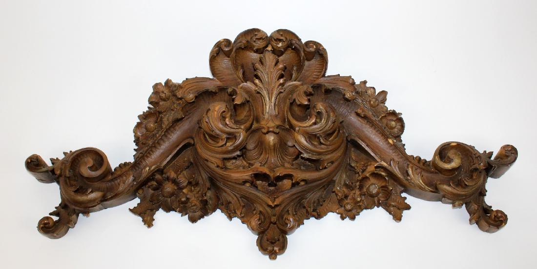 Cast Rococo style crest: Cast Rococo style crest. Late 20th century. 34"h x 17"w
