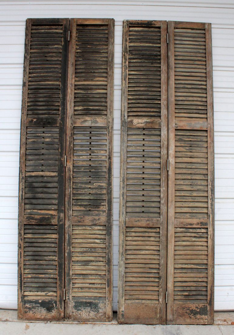 Pair of primitive double bi-fold wooden shutters (1 of 5)
