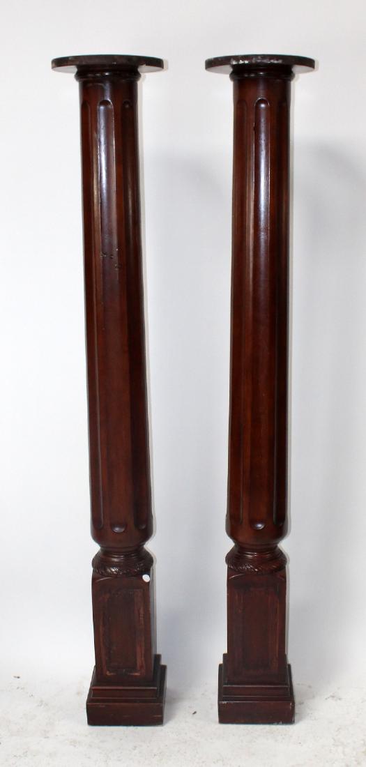 Lot of 2 fluted mahogany columns (1 of 5)