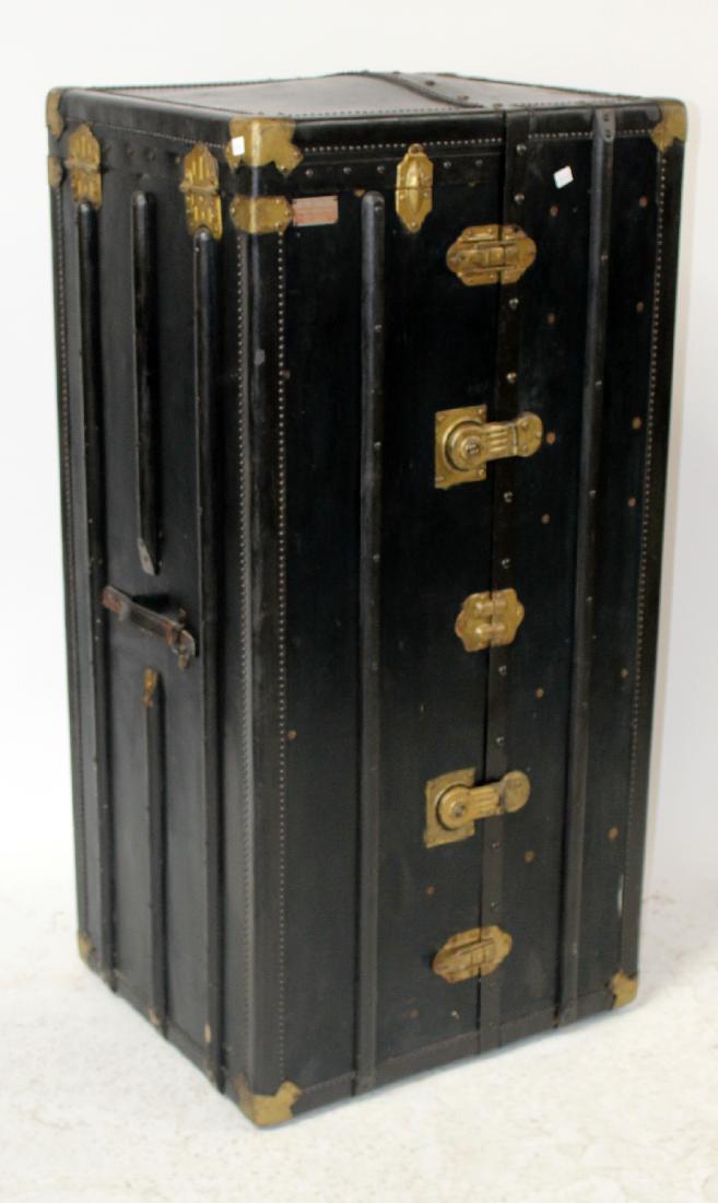 Antique Italian Massimo Cavallotti steamer trunk (1 of 8)