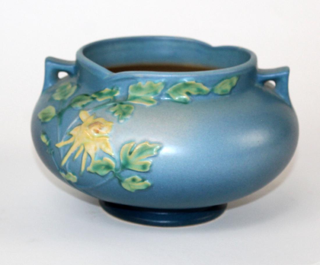Roseville pottery vase Blue Columbine jardiniere