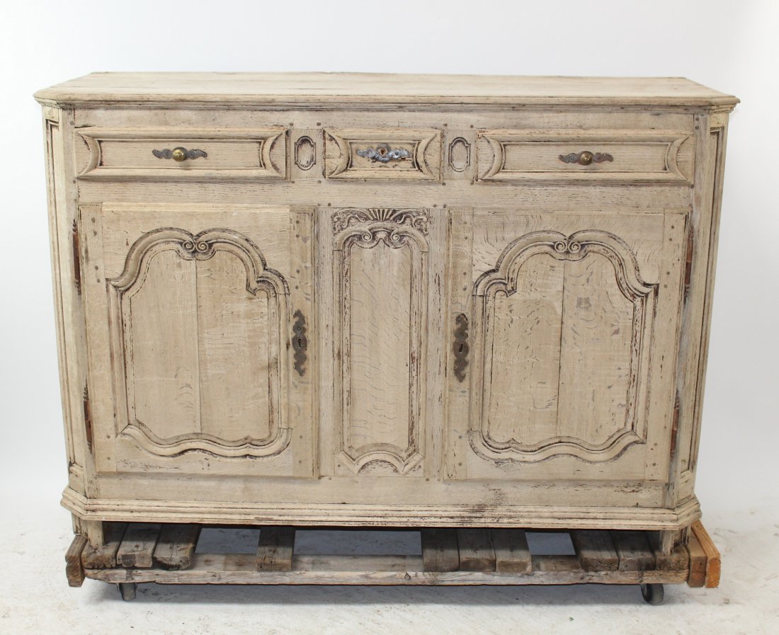 French Louis XV buffet bas in oak (1 of 7)