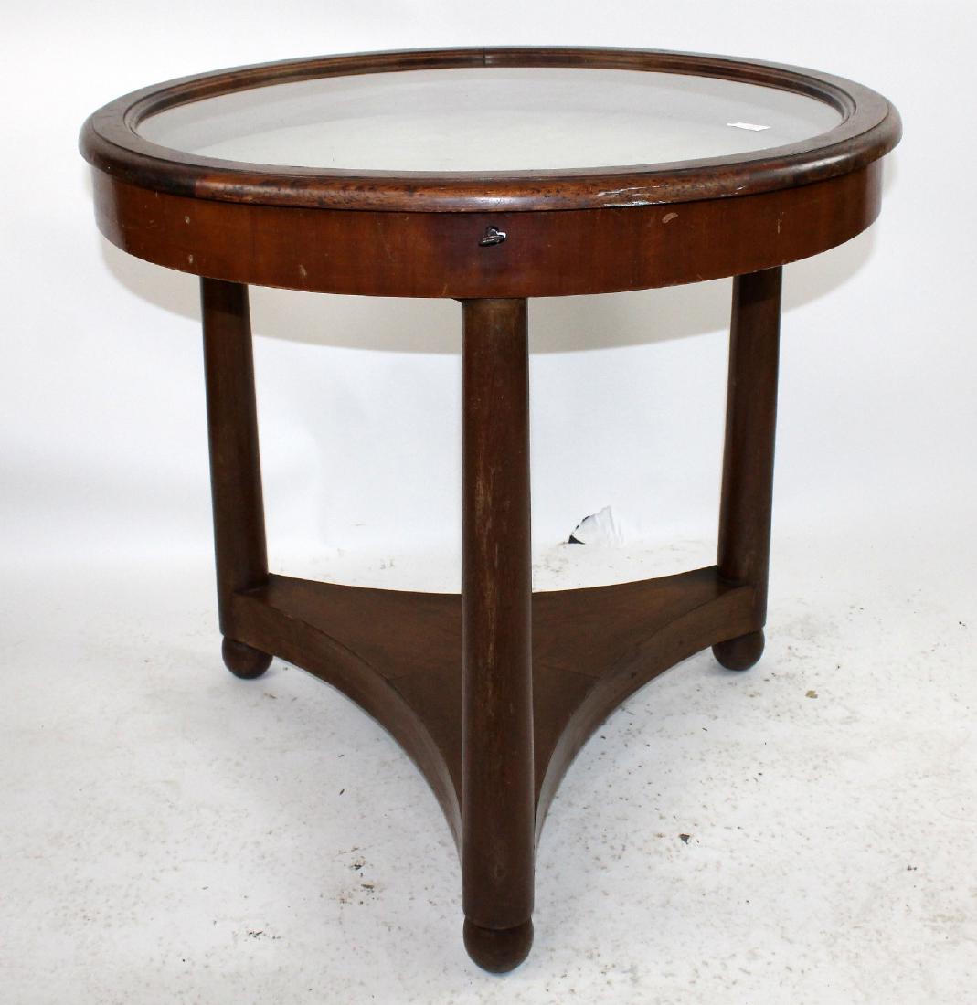 French Louis Philippe collectioner's table (1 of 3)