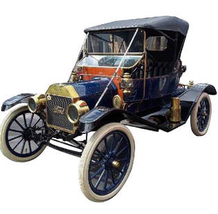 1911 Ford Model T in blue: 1911 Ford Model T. Previous Grand National 1st prize winner in the Antique Auto Club of America. All brass trim, Original engine. beautifully restored. Original accents. From prominent local private c