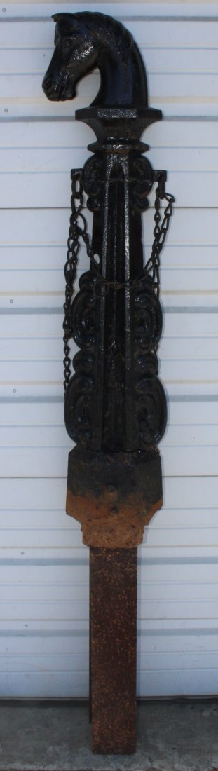 Antique Cast iron horse head hitching post (1 of 10)