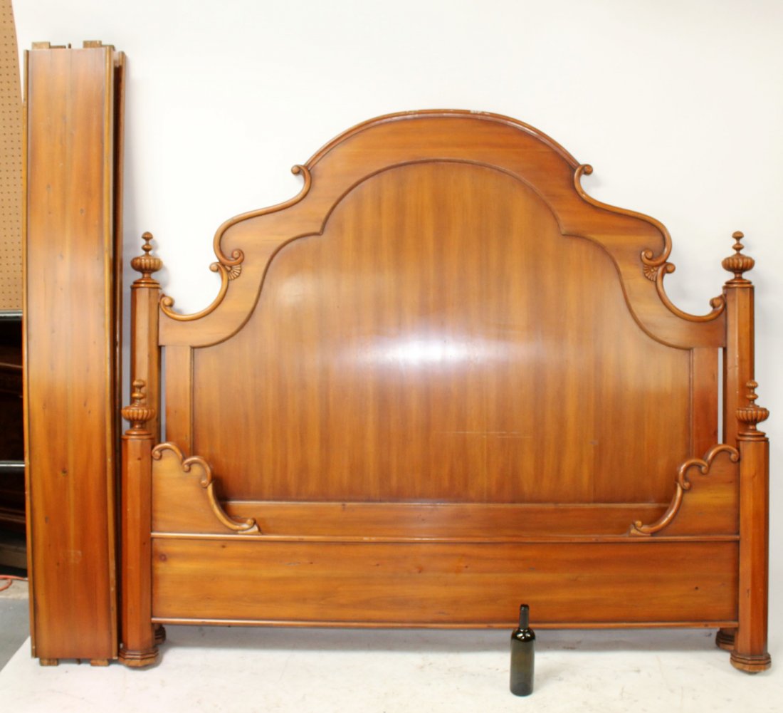 Alfonso Marina King size mahogany bed with shaped top (1 of 4)