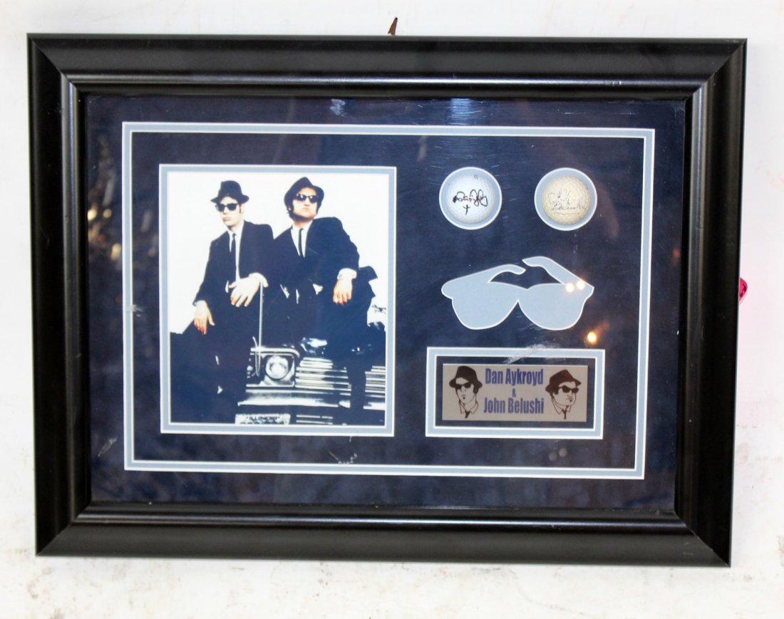 Blues Brothers shadowbox with autographed golf balls (1 of 5)