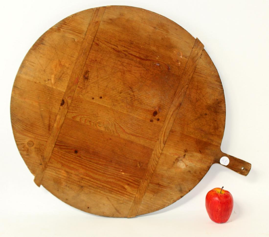 French round pine breadboard (1 of 4)