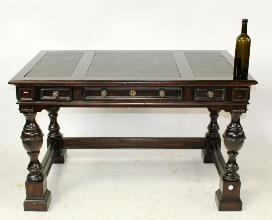 Pulaski Barrel Leg Mahogany Desk Aug 17 2019 King Galleries In Ga