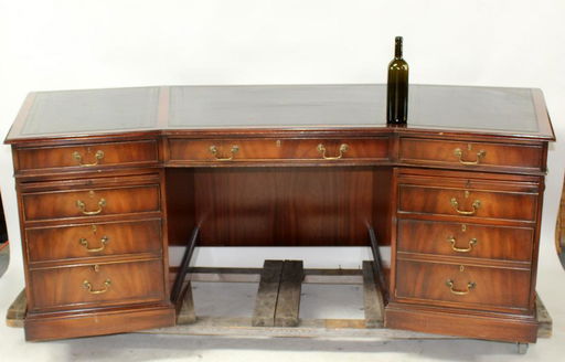 Mahogany Leather Top Executive Desk Aug 17 2019 King Mahogany Leather Top Executive Desk