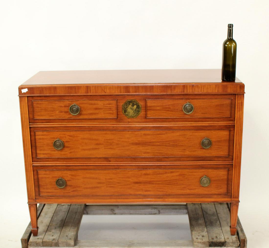 American Neo-classical style 3 drawer chest (1 of 8)