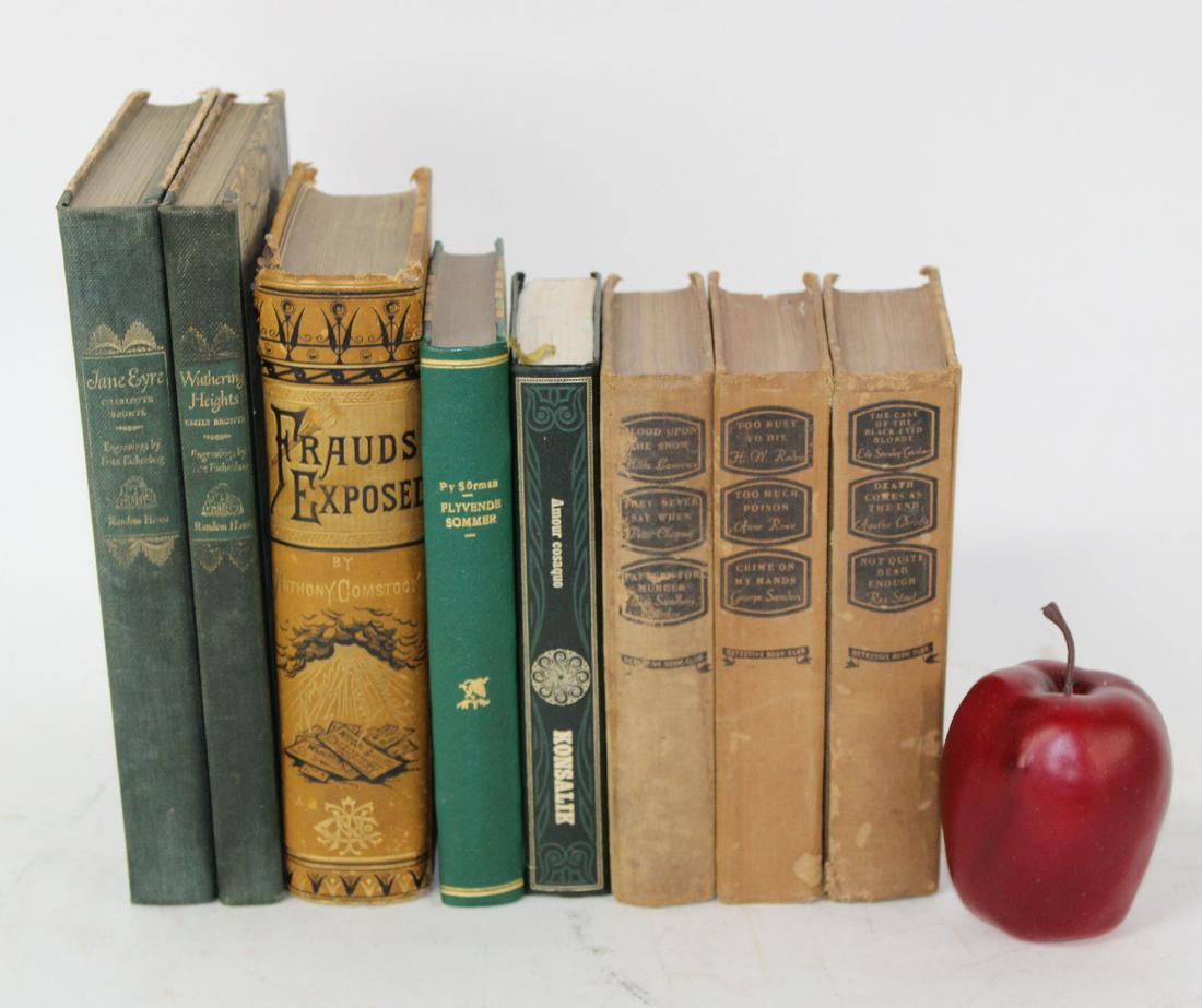 Lot of 8 leather bound books (1 of 5)