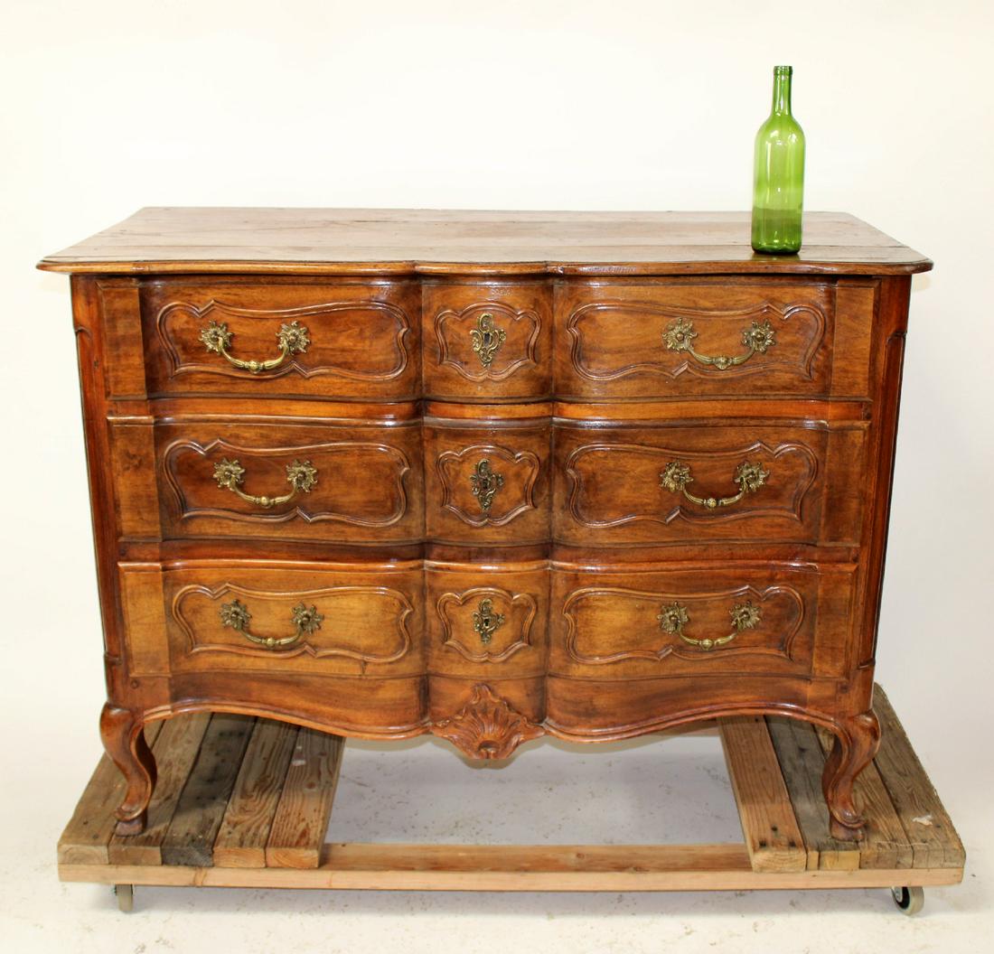 18th century French Louis XV commode (1 of 7)