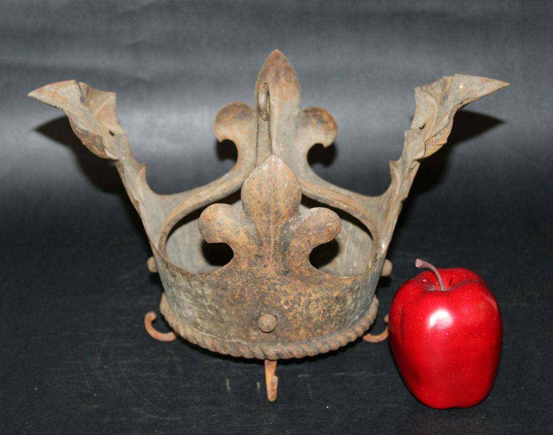 French wrought iron crown form pot rack (1 of 7)