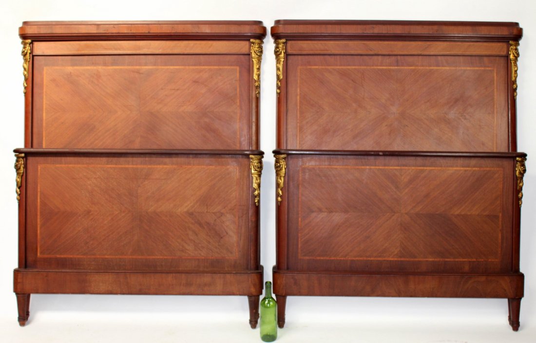 Pair of French Louis XVI style twin beds (1 of 9)