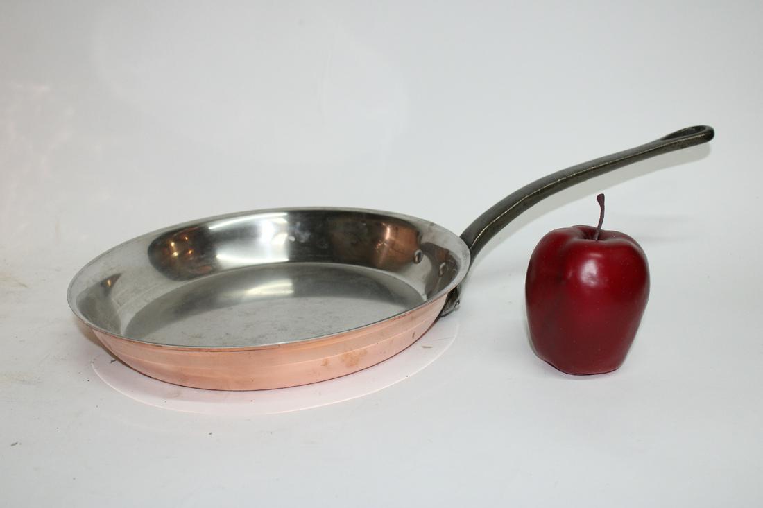 French Bourgeat copper frying pan (1 of 8)