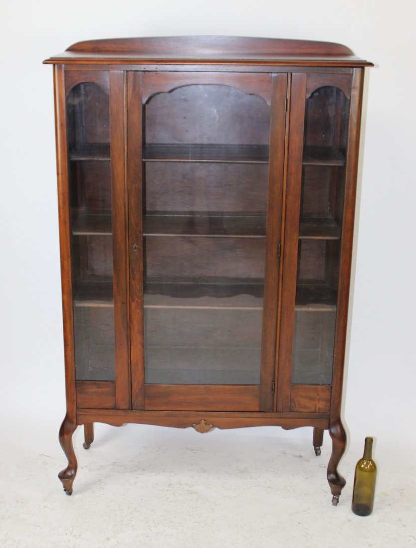 Queen Anne style walnut vitrine (1 of 6)