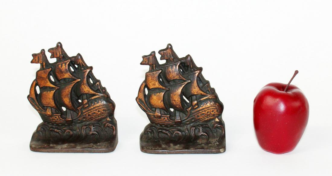 Pair of Spanish Galleon cast iron bookends (1 of 7)