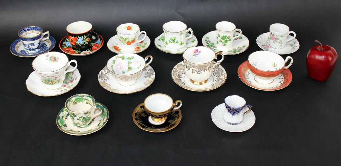 Lot of 13 misc porccelain teacups and saucers (1 of 7)