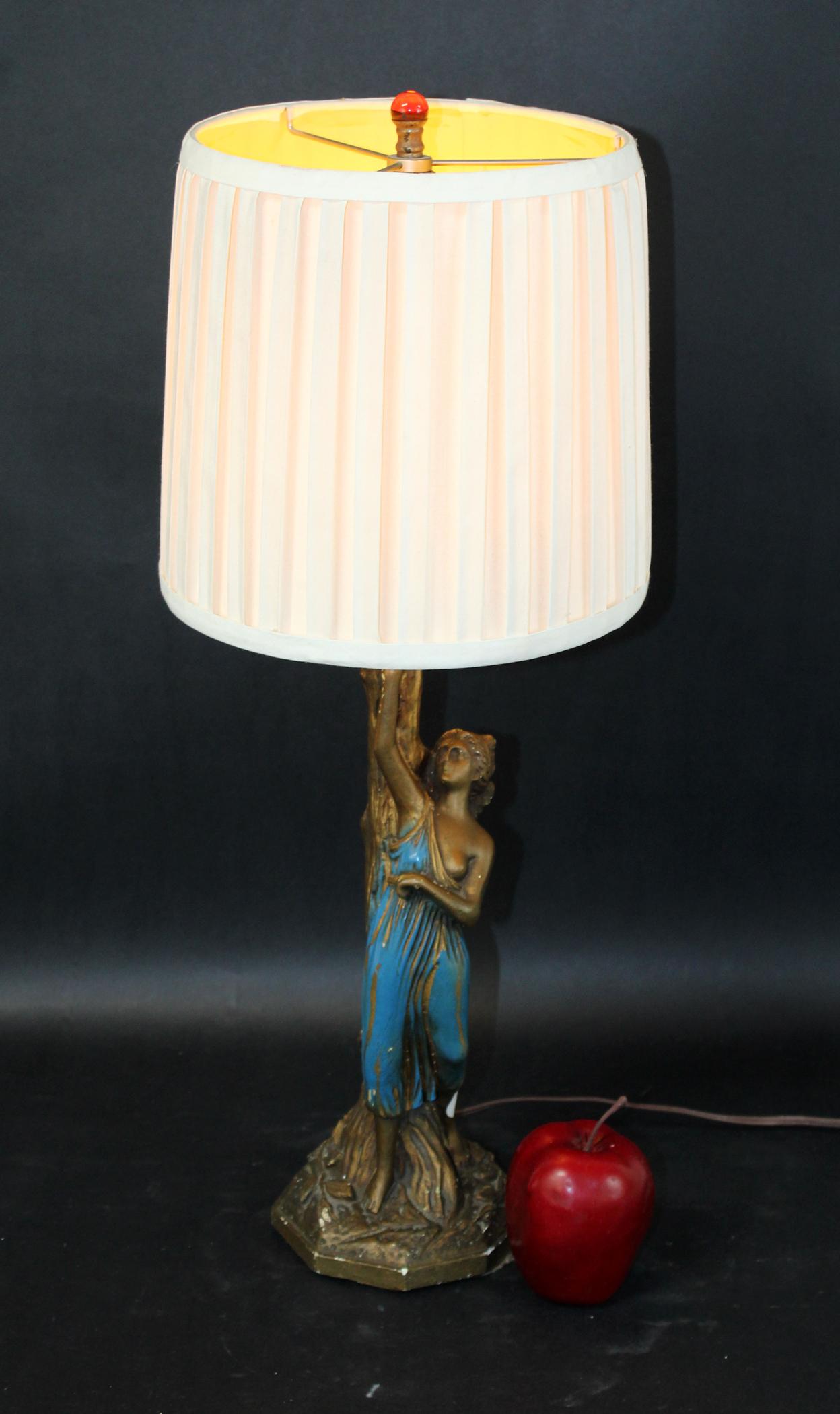 Vintage polychrome chalkware figural lamp (1 of 9)