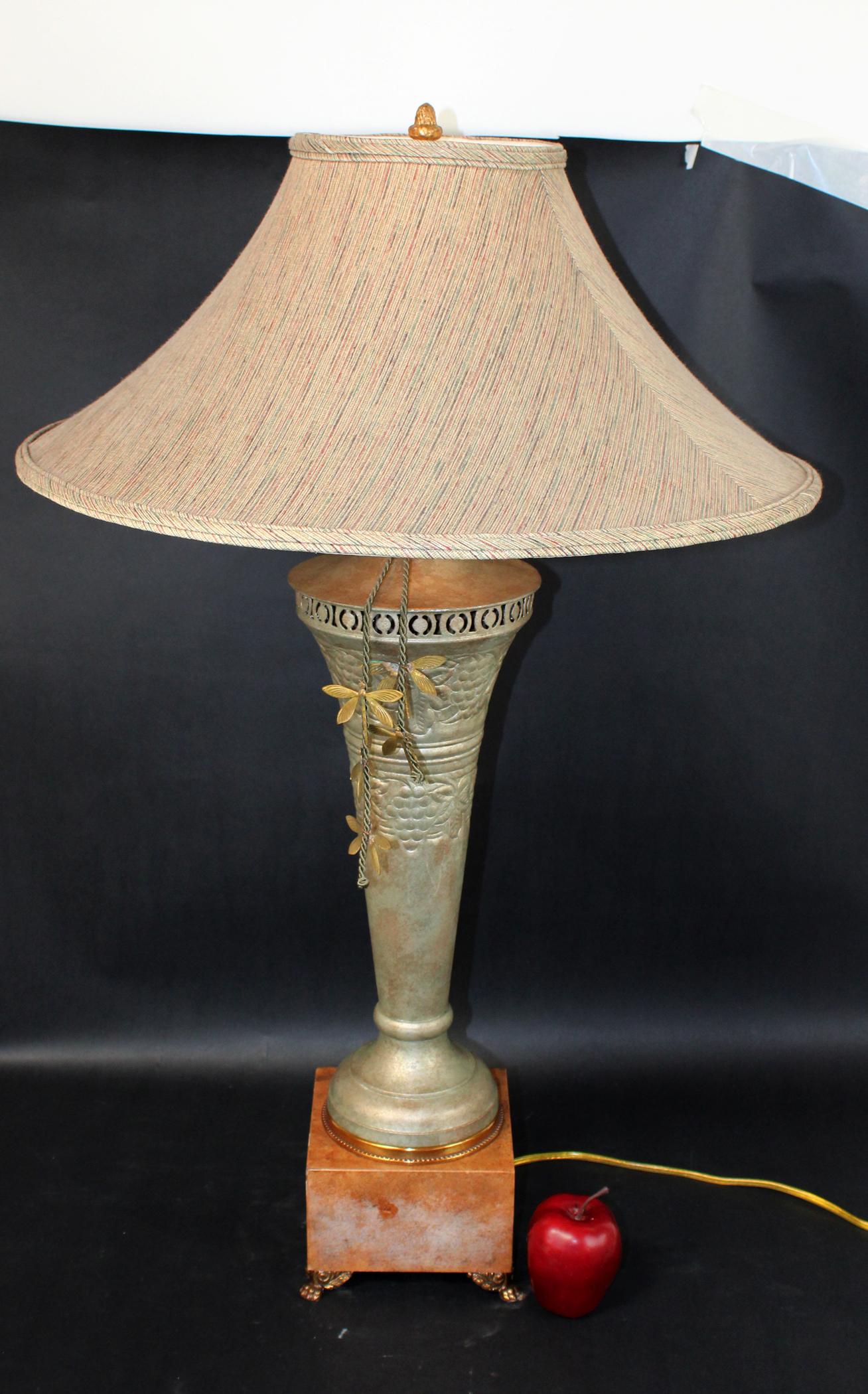 Decorative painted lamp with dragonflies (1 of 5)