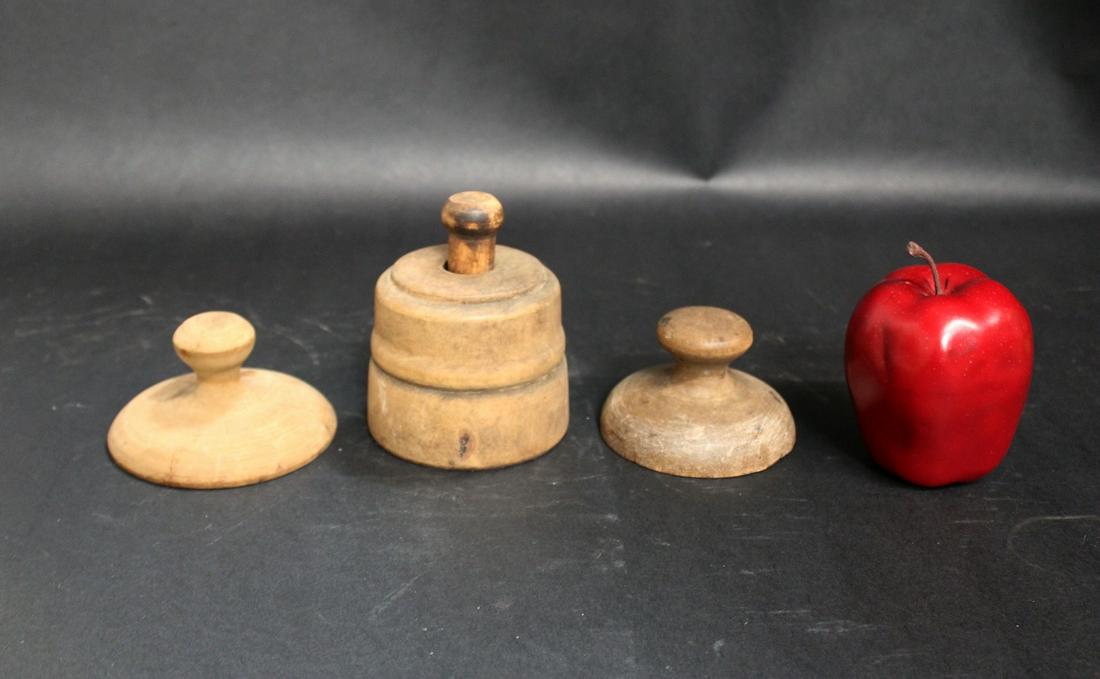 Lot of 3 wooden butter molds (1 of 8)