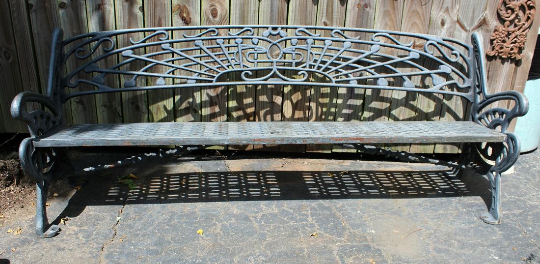 Art Nouveau style cast iron park bench (1 of 7)