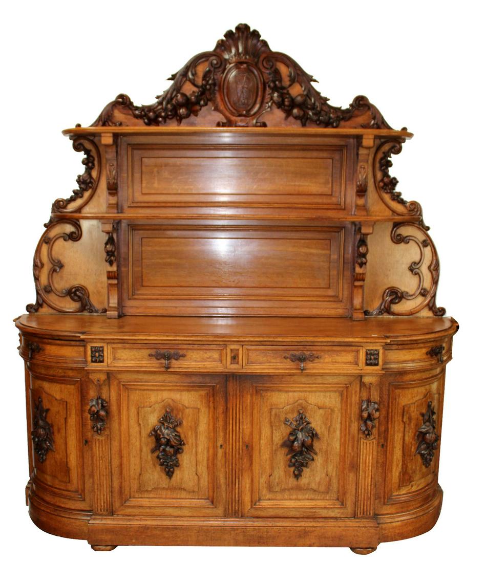 Grand French buffet St Hubert with crest (1 of 11)