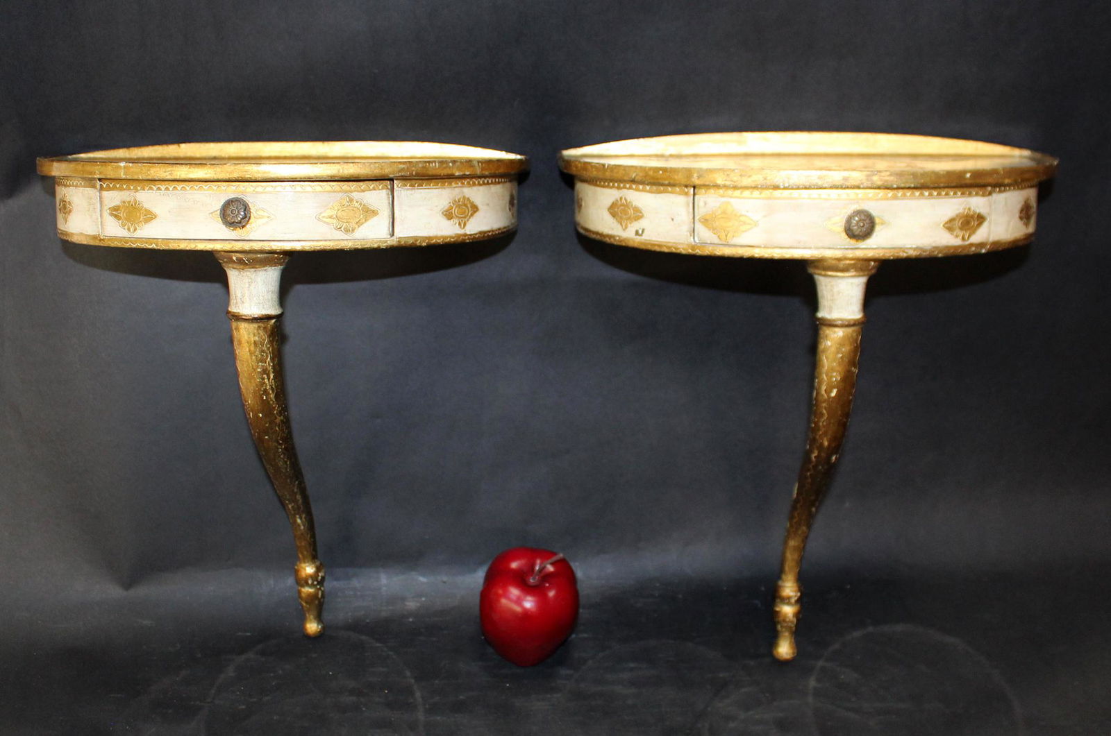 Pair of Venetian petite wall mount consoles (1 of 9)