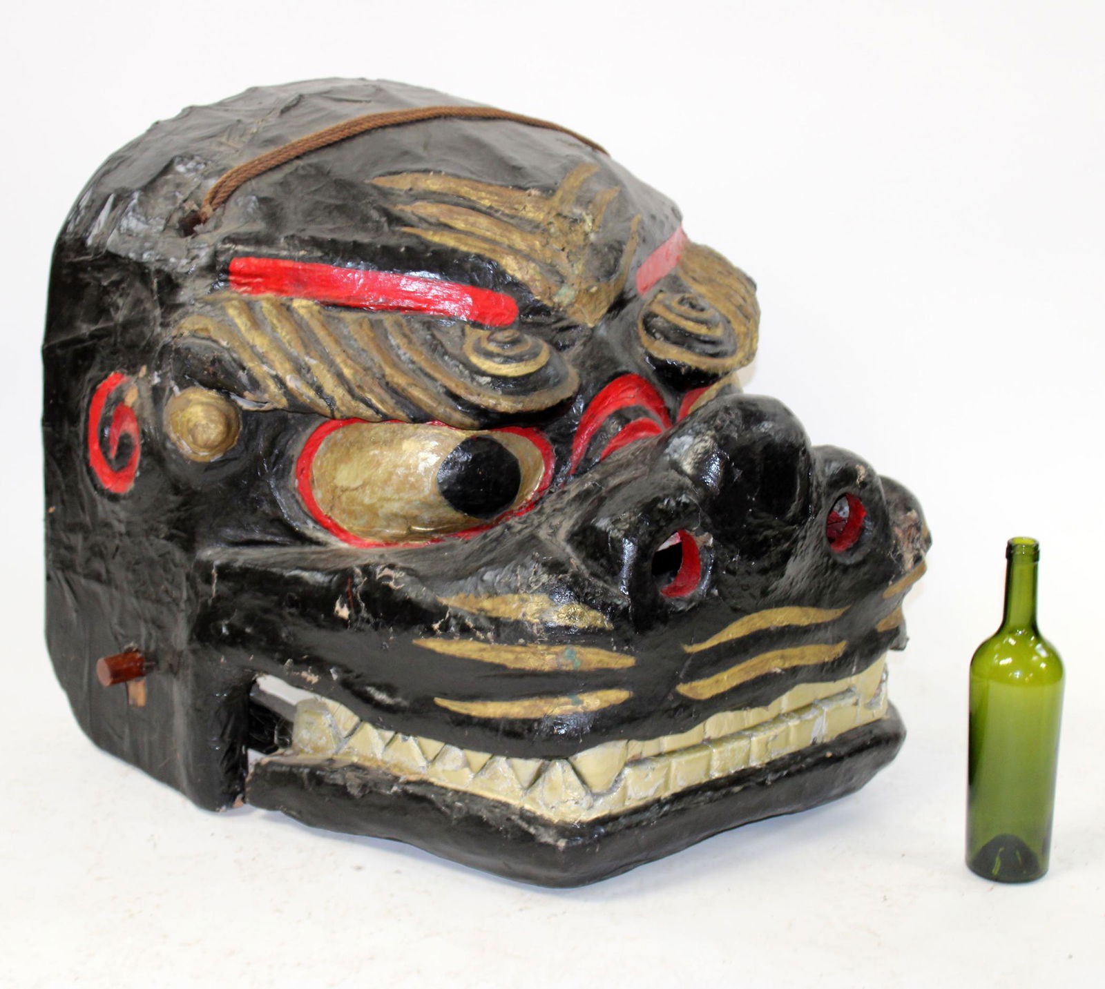 Chinese ShiShi parade float lion head (1 of 9)