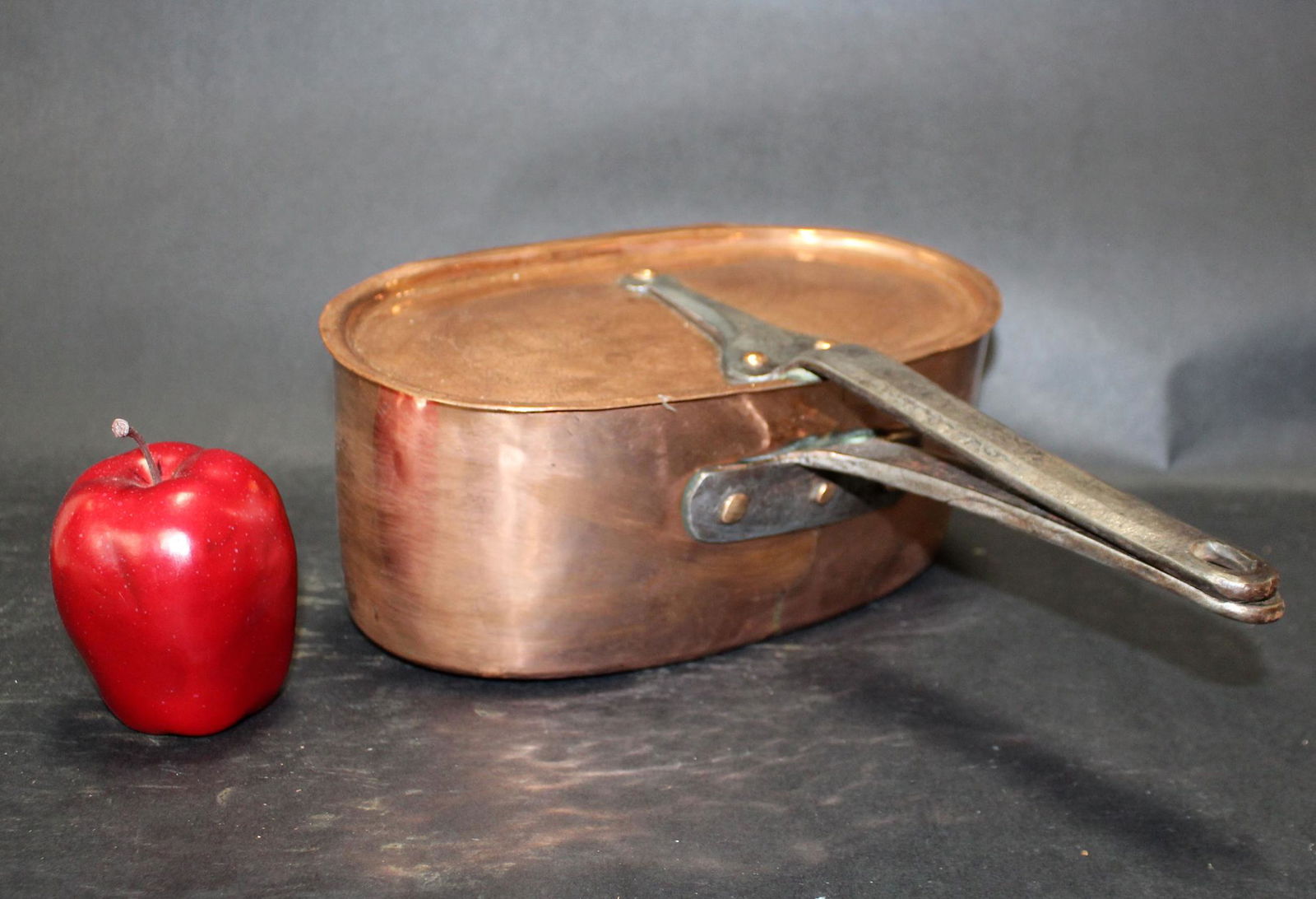 French copper lidded sauce pan (1 of 7)