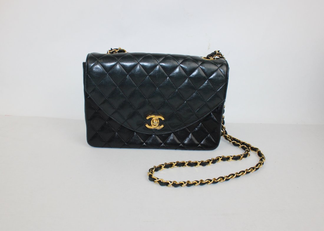Chanel classic quilted lambskin flap bag (1 of 12)