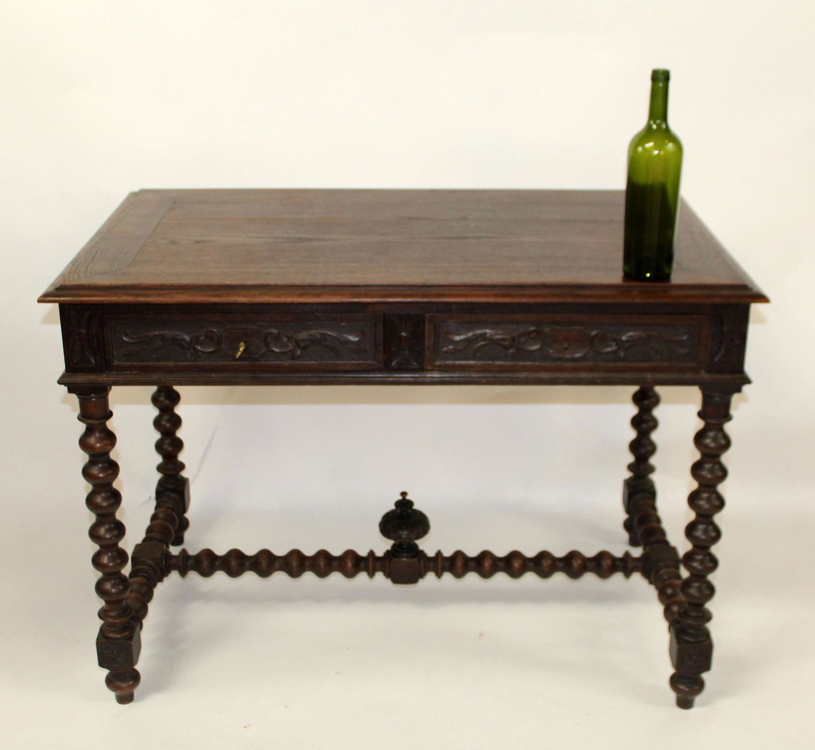 French Louis XIII bureauplat desk in oak (1 of 9)