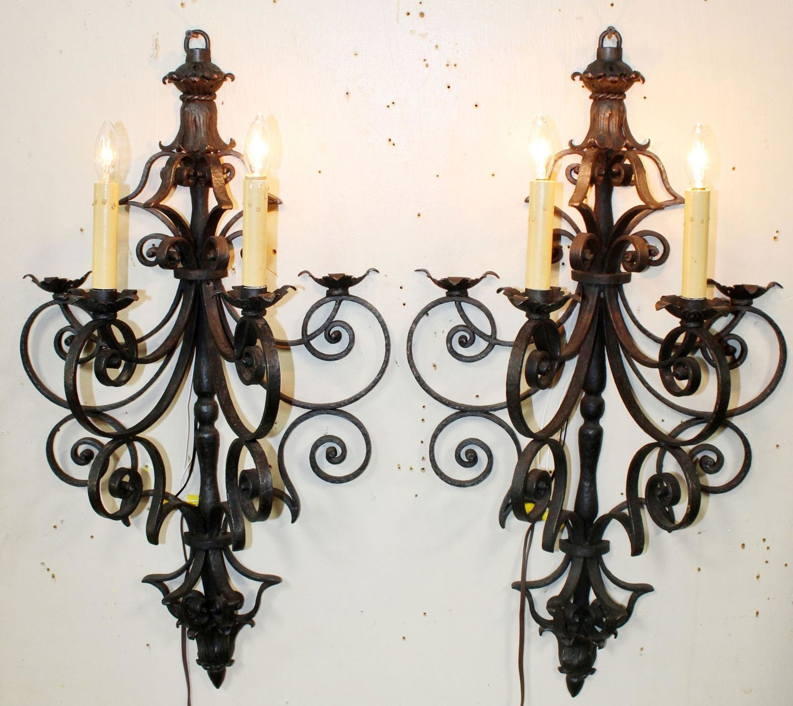 Pair of black wrought iron wall sconces (1 of 10)
