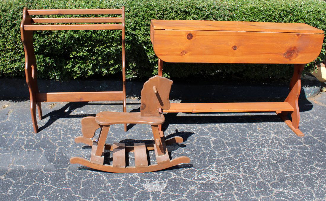 Lot of American primitive pine (1 of 10)