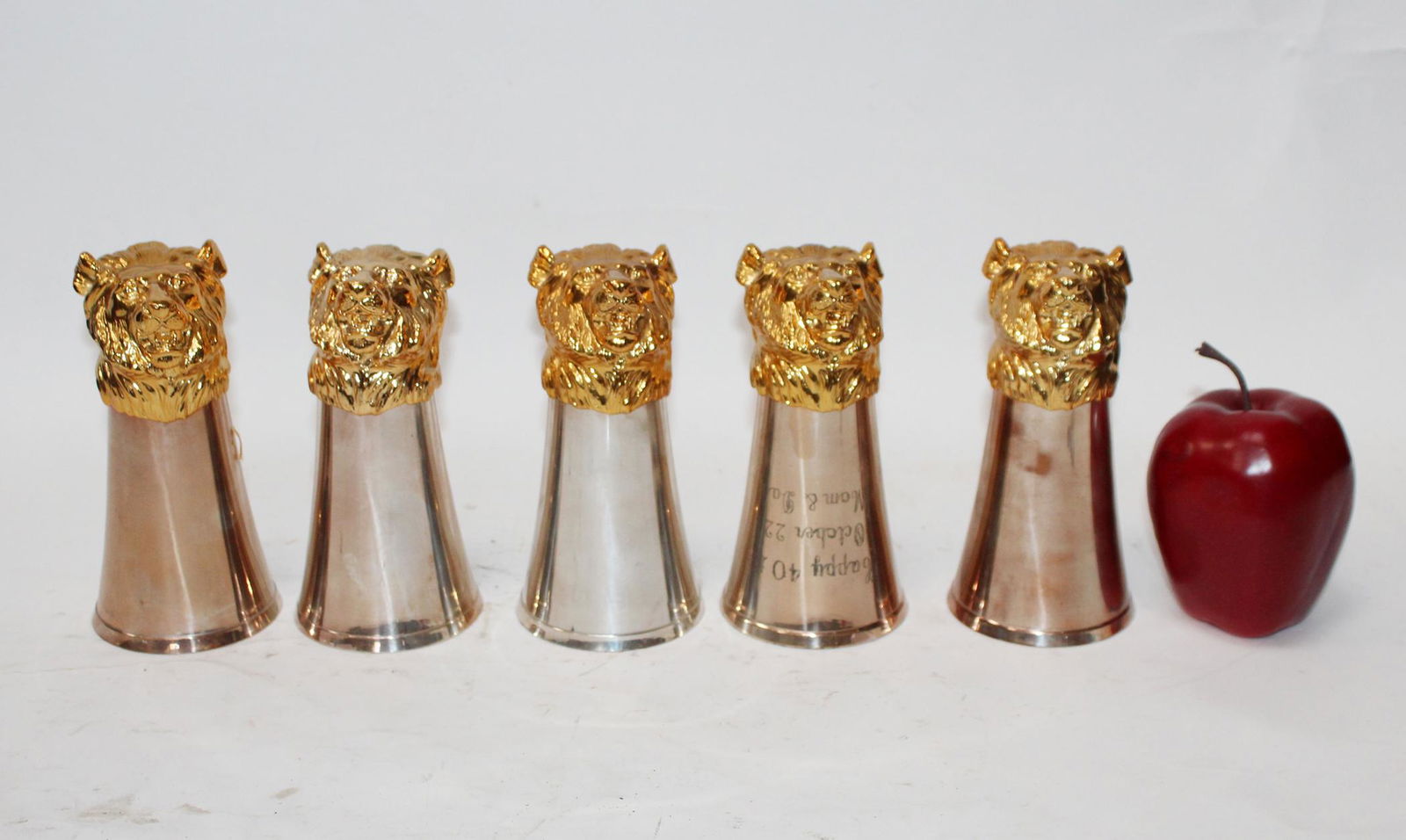 Lot of 5 silverplate stirrup cups with lions (1 of 6)