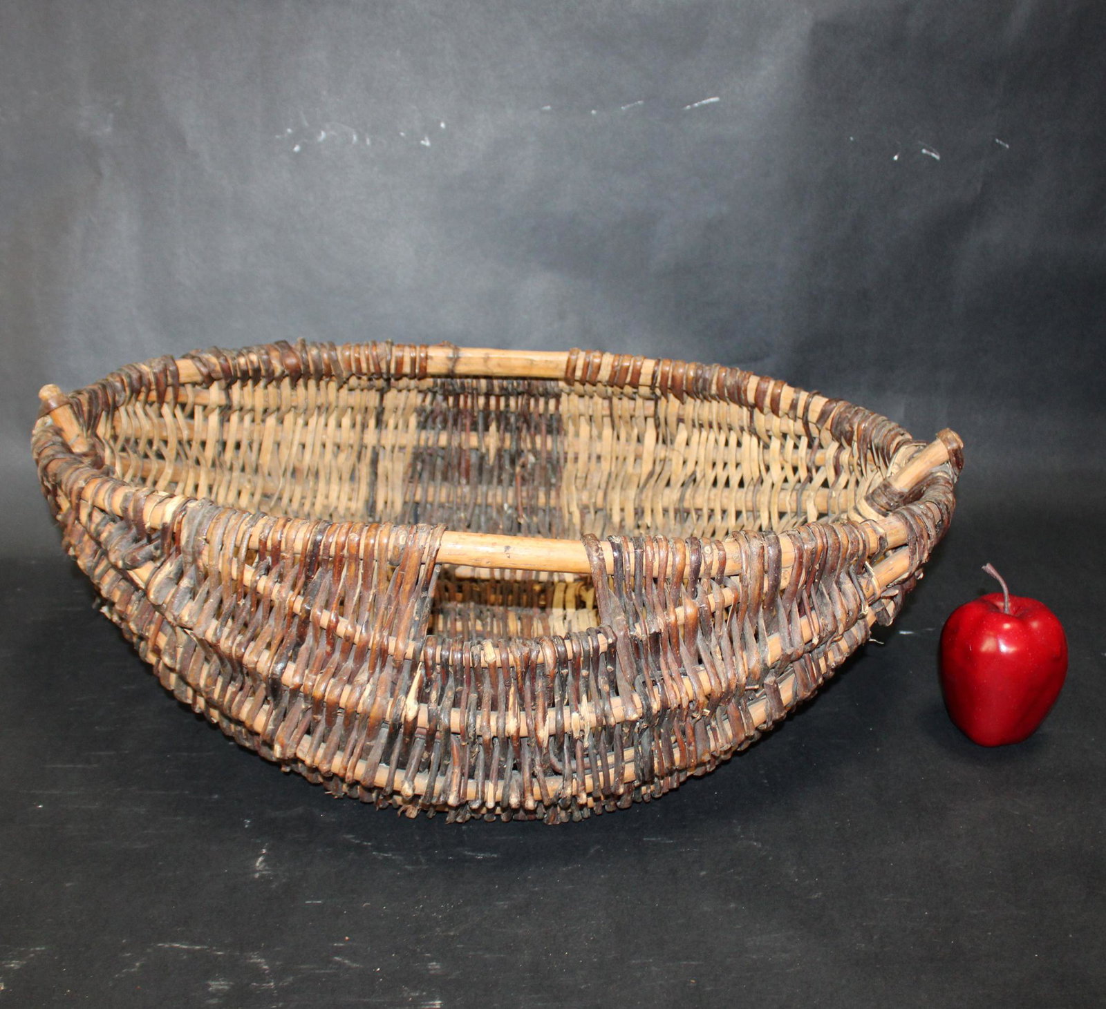 French wicker fruit basket (1 of 8)