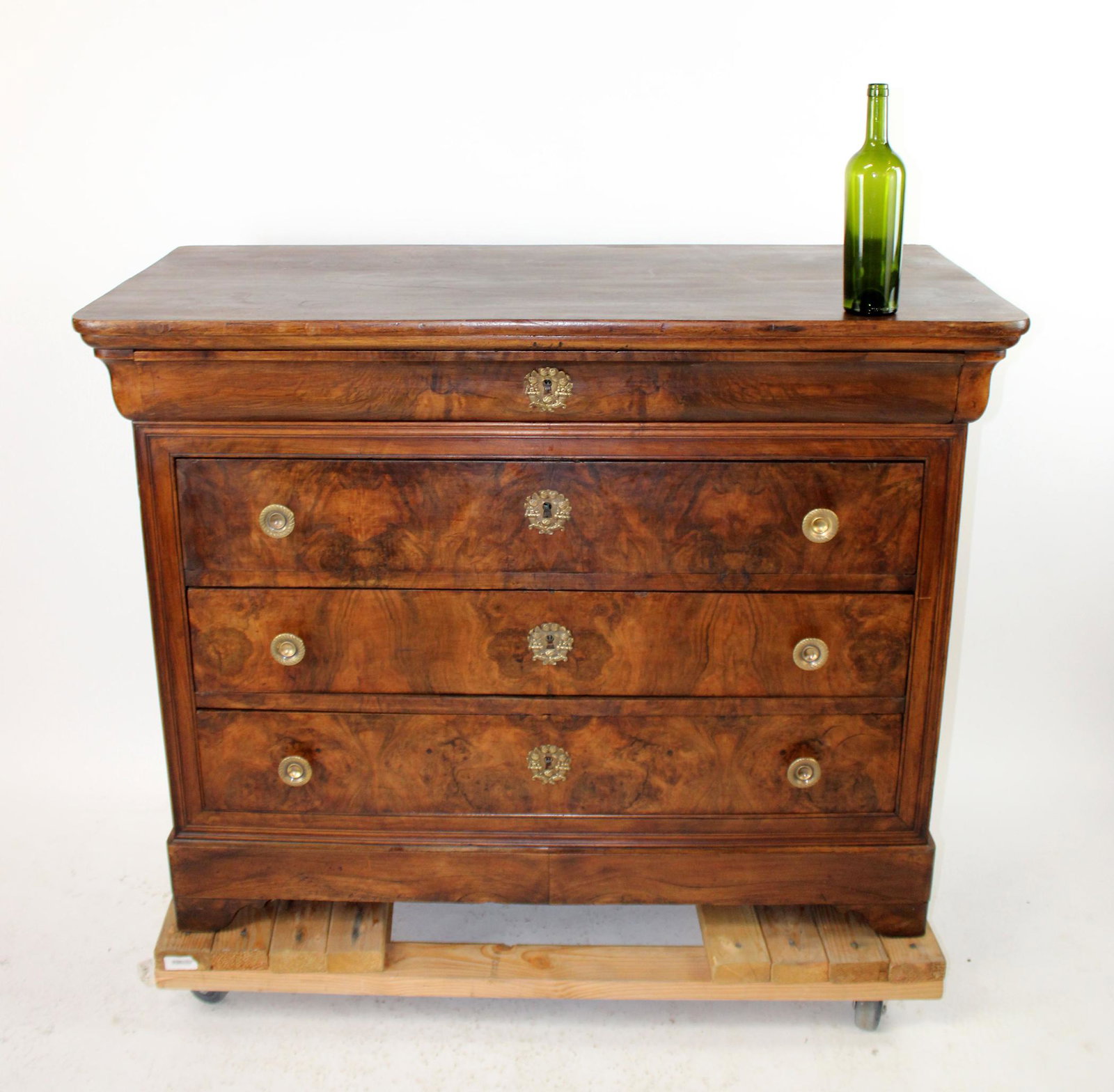 French Louis Philippe commode  in burled walnut (1 of 9)