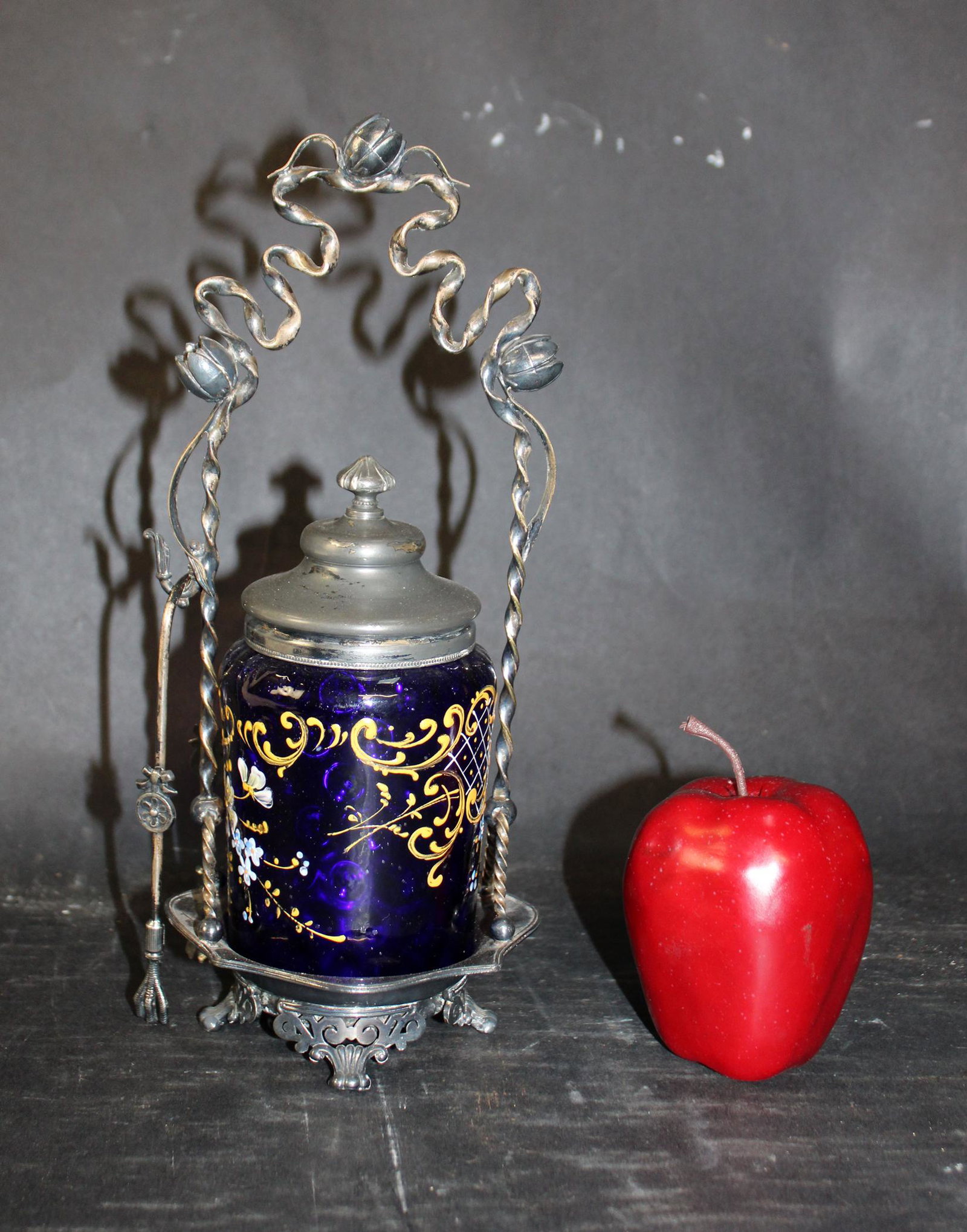 Forbes Silver Co painted cobalt pickle castor (1 of 7)