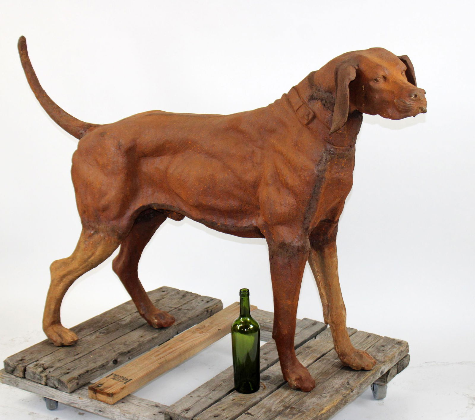 Cast iron lifesize hound dog statue (1 of 10)