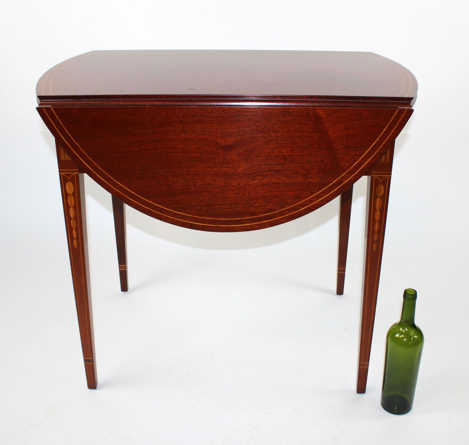 Kindel Winterthur mahogany Pembroke table (1 of 11)